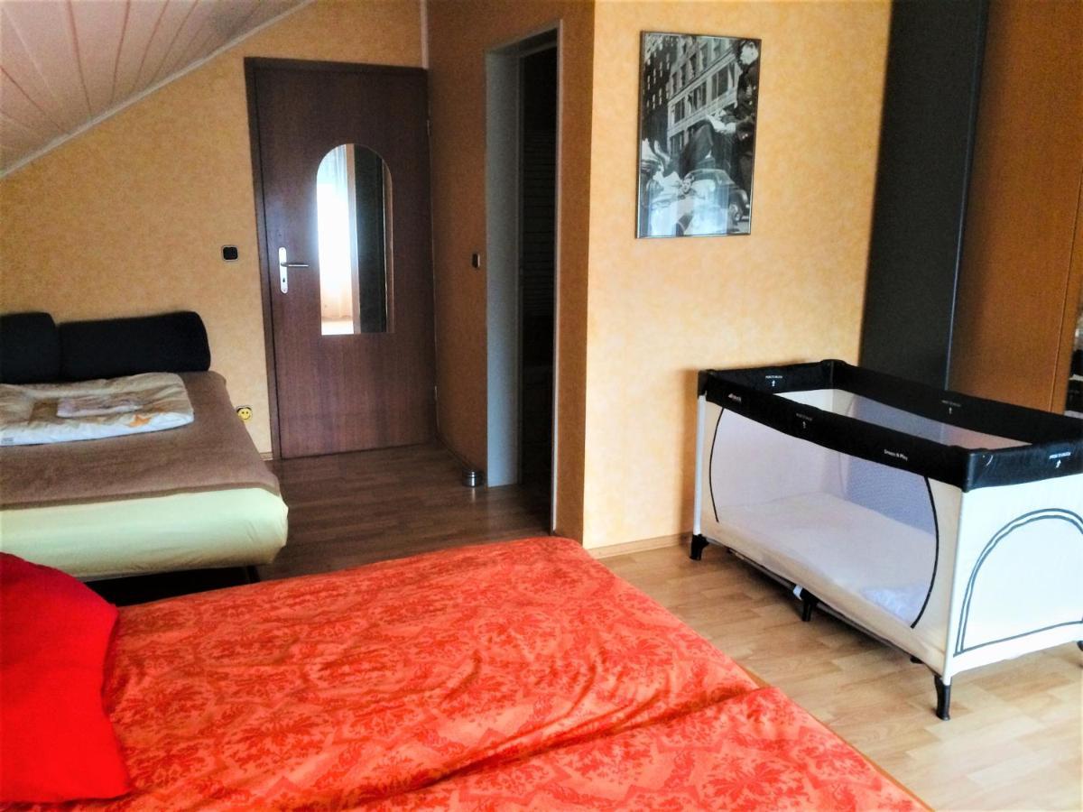 Super Xxl Ferienwohnung 73 Qm, Mit Balkon Cadolzburg Esterno foto